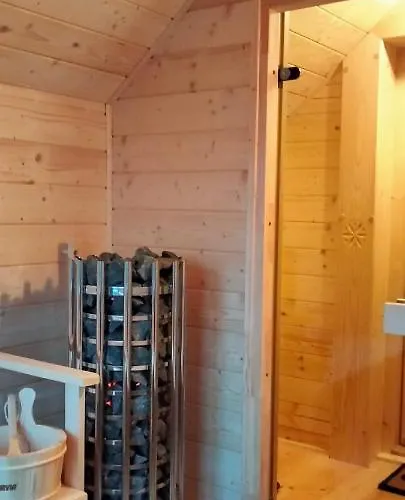 U Kuliga, Sauna, Jacuzzi בית נופש *