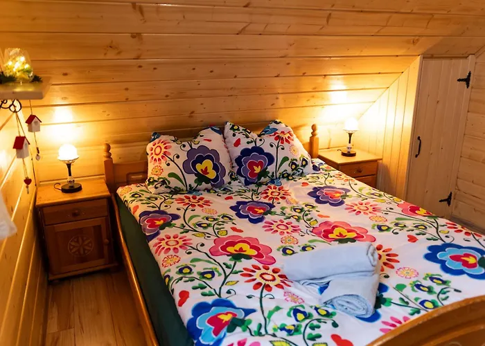 U Kuliga, Sauna, Jacuzzi בית נופש